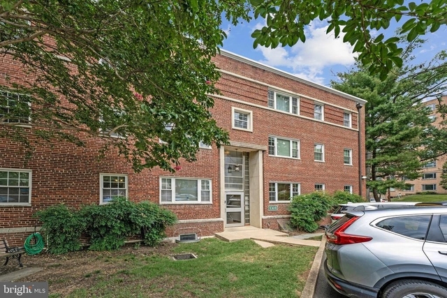 1301 N Ode Street - Photo 1