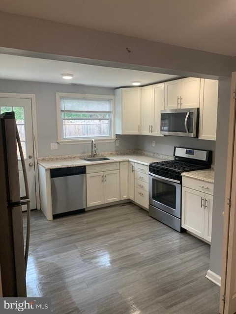 127 Cove Road - Photo 1
