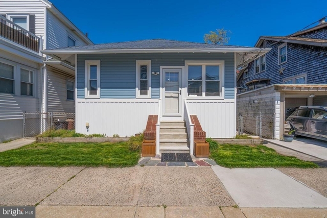 119 N Cambridge Avenue - Photo 1