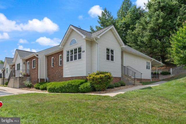 211 Westlake Boulevard - Photo 1