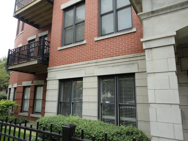807 W 14th Place - Photo 1