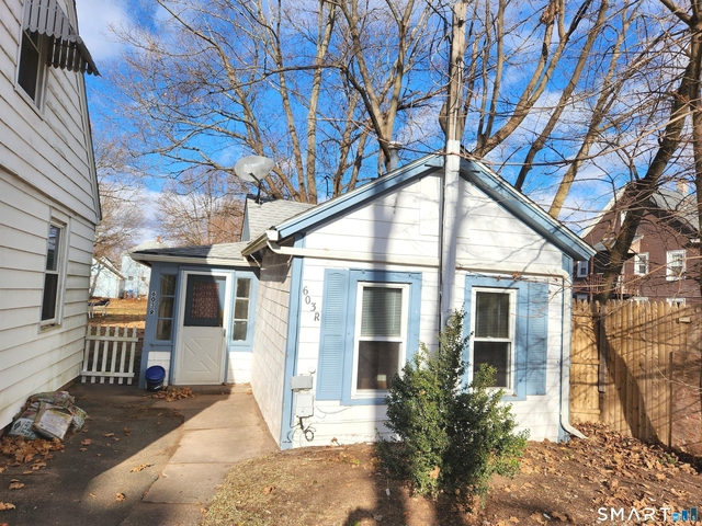 603r Center Street - Photo 1