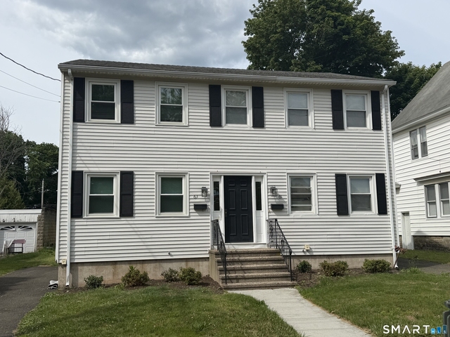 61 Park Circle - Photo 1
