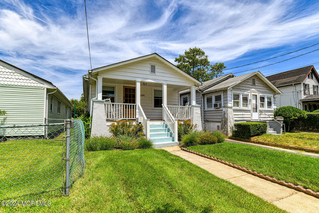 1225 6th Avenue - Photo 1