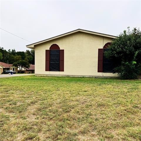 628 Taylor Court - Photo 1