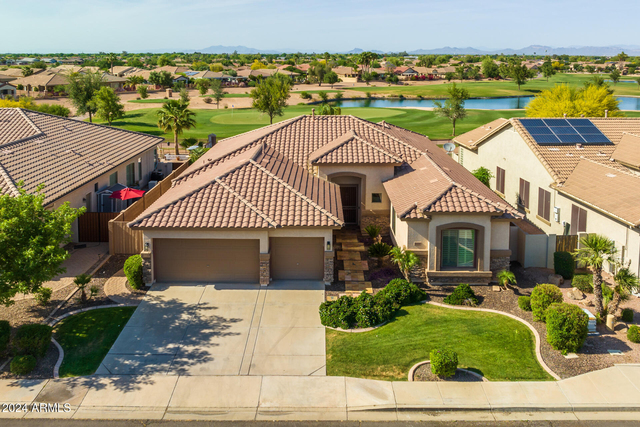 4176 E Clubview Drive - Photo 1