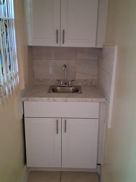 710 Nw 177th Terrace - Photo 1