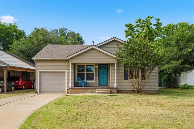 751 Iowa Street - Photo 1