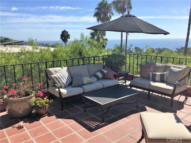 370 High Drive - Photo 1