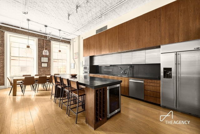 1 Bond Street - Photo 1