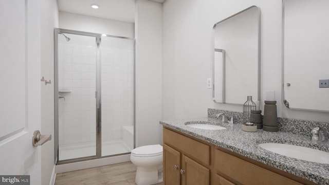 135 Heyford Dr - Photo 1