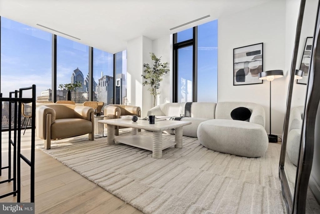 210 S 12th Street - Photo 1