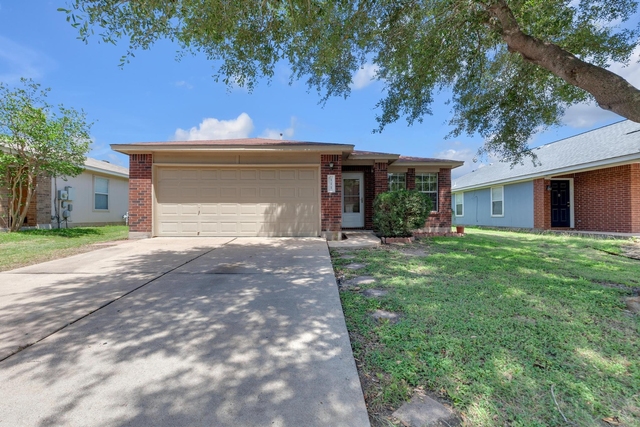 111 David Dr - Photo 1