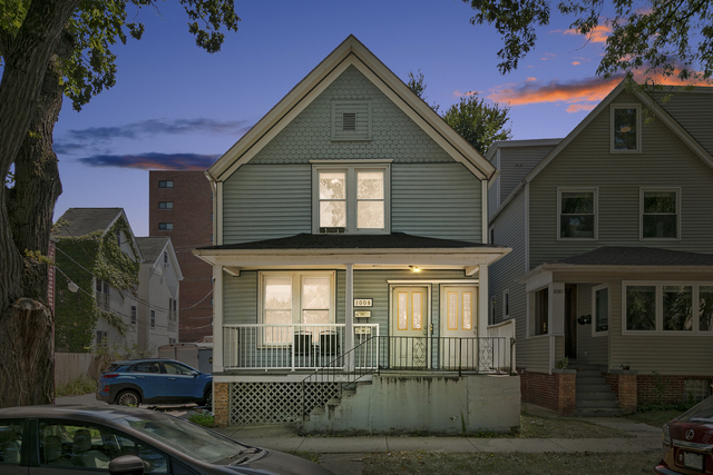 1008 Garnett Place - Photo 1