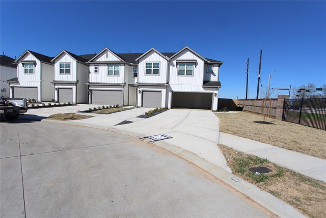 27802 Western Creek Court - Photo 1