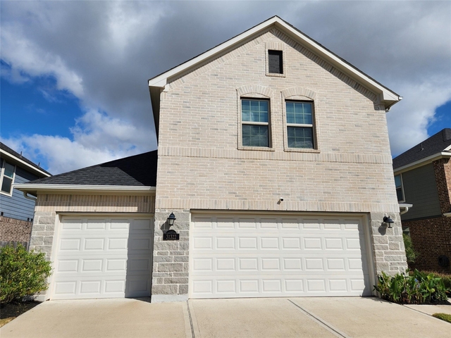 31322 Whitfield Court - Photo 1