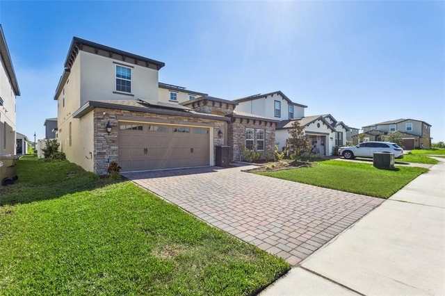 1111 Lone Palm Way - Photo 1