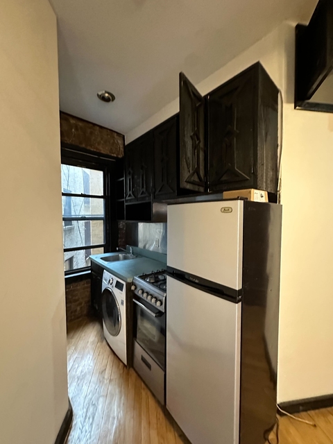 East 11th Street & Ave C - Photo 1
