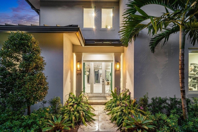 217 Gulfstream Boulevard - Photo 1