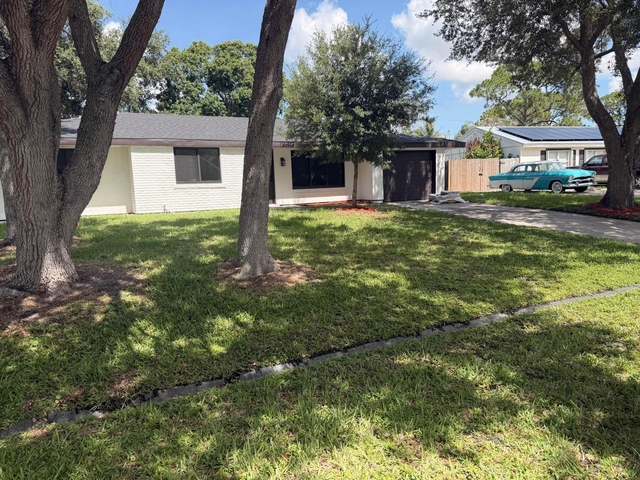 1117 Se Stewart Road - Photo 1