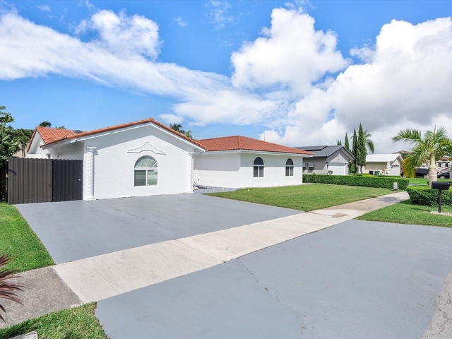 13961 Sw 156th Terrace - Photo 1