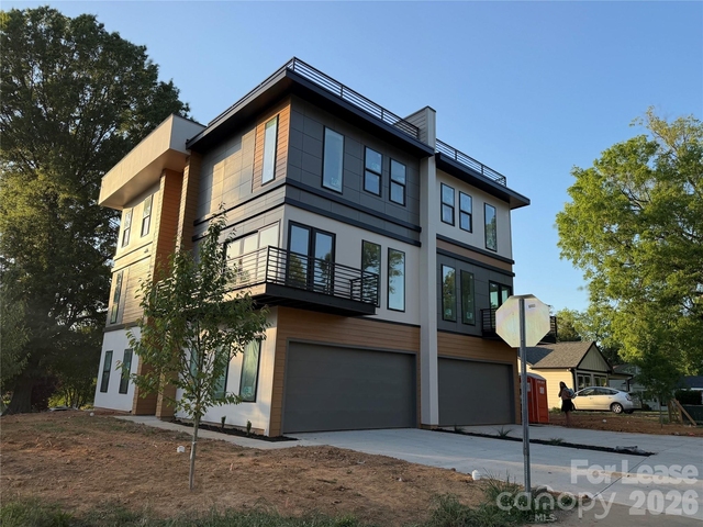 212 Smallwood Street S - Photo 1