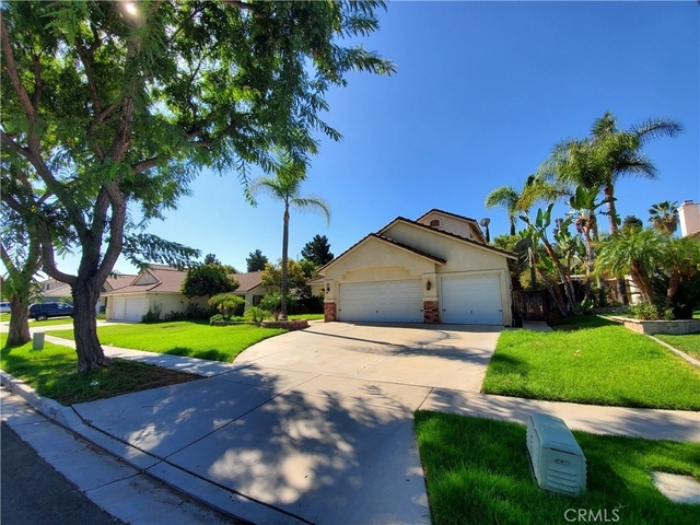 1244 Salem Drive - Photo 1