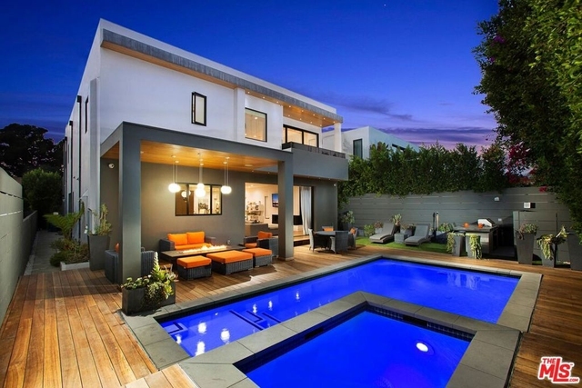 736 N Curson Avenue - Photo 1