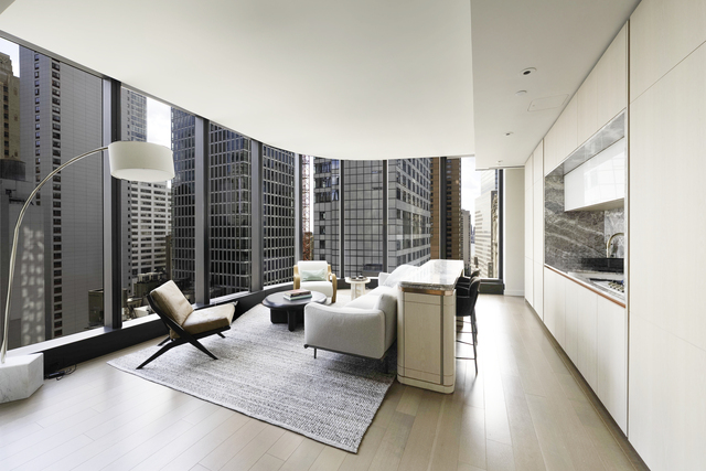 125  Greenwich St - Photo 1