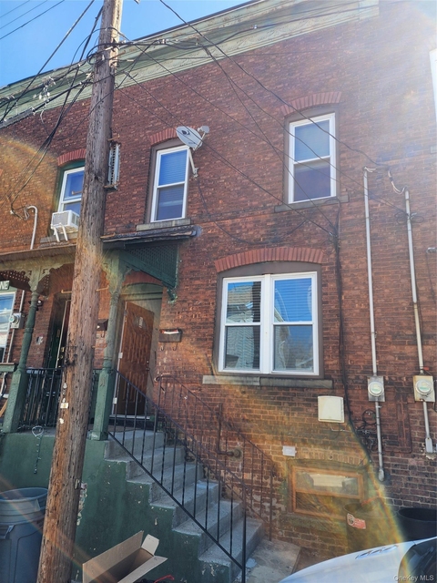 11 Coonley Court - Photo 1