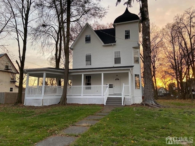39 Albert Street - Photo 1