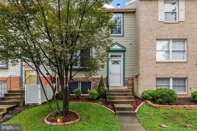 302 Ridgecrest Court - Photo 1