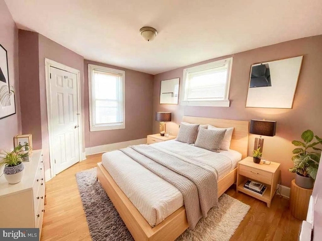 1833 W Rockland Street - Photo 1