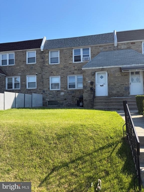 3021 Tyson Avenue - Photo 1
