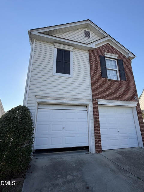 7229 Brighton Hill Lane - Photo 1