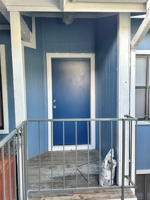 4322 Gillis St - Photo 1