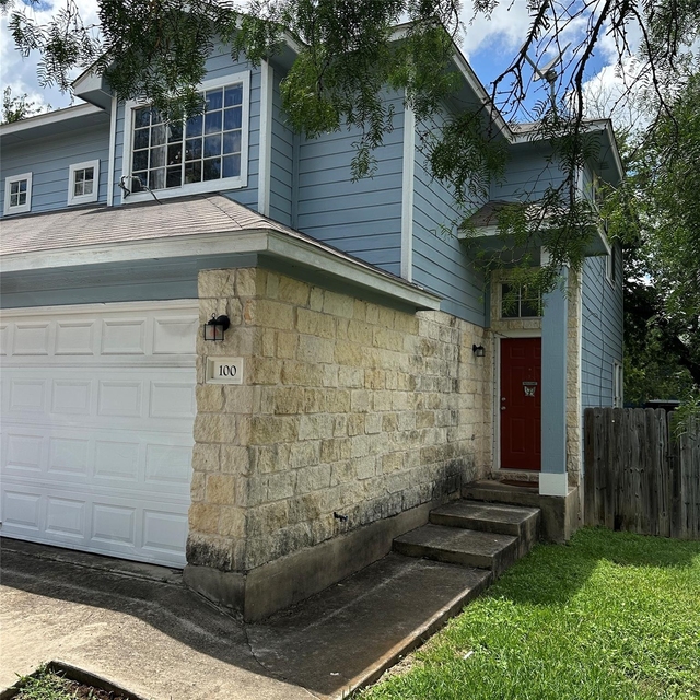 100 Cedargrove - Photo 1