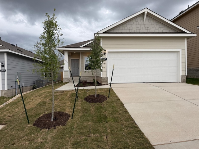 2615 Derwent Dr - Photo 1