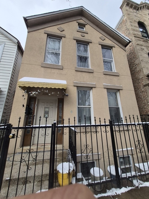 2046 W 19th Street - Photo 1