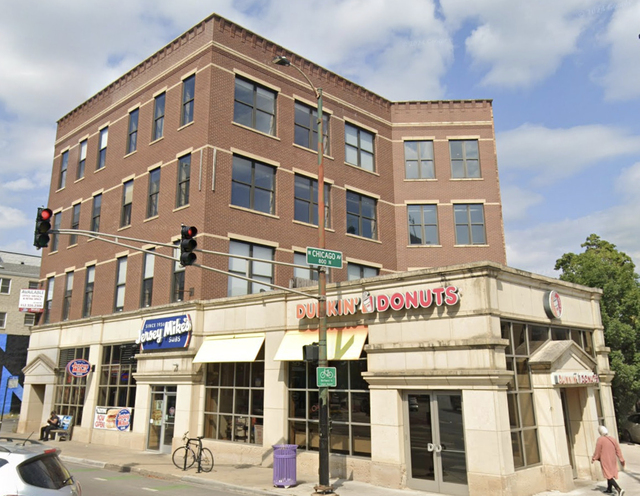 805 N Milwaukee Avenue - Photo 1
