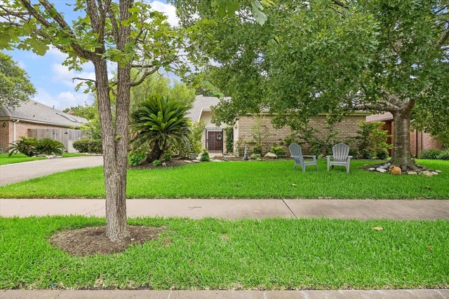 12107 Burgoyne Drive - Photo 1