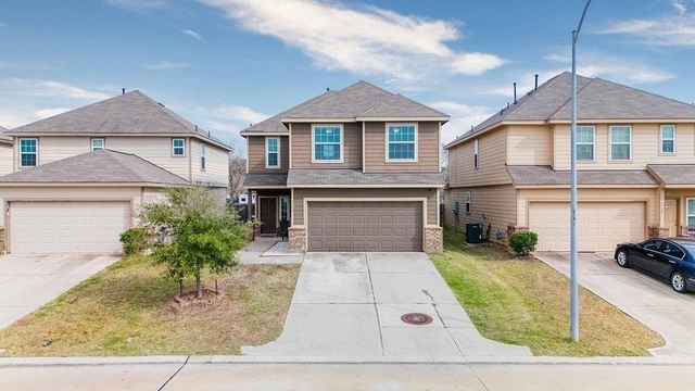 5742 Adelaide River Drive - Photo 1