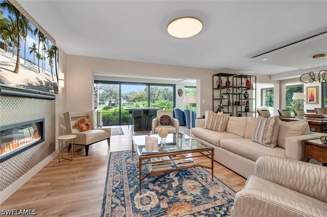 5950 Pelican Bay Boulevard - Photo 1