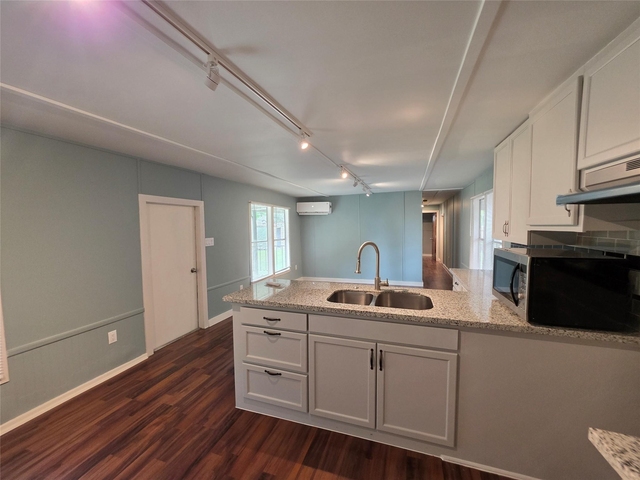 6426 W Bend Street - Photo 1