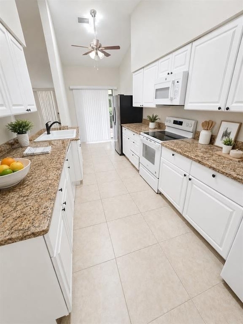 1203 Saxony Circle - Photo 1