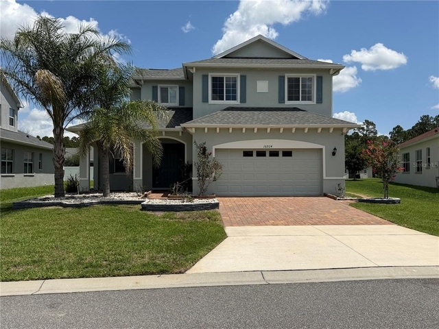 16924 Champlain Street - Photo 1