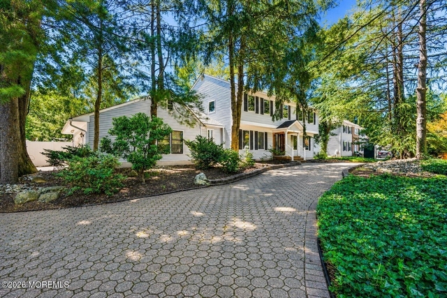 16 Phyllis Place - Photo 1