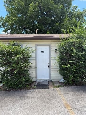 321 Katherine Circle - Photo 1
