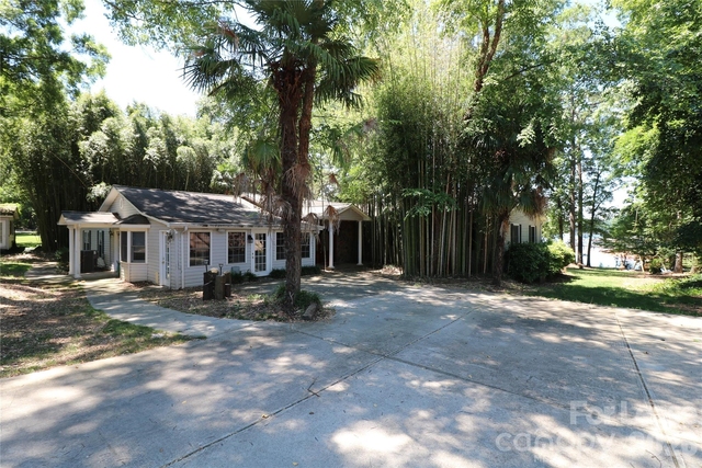 4589 Giles Avenue - Photo 1