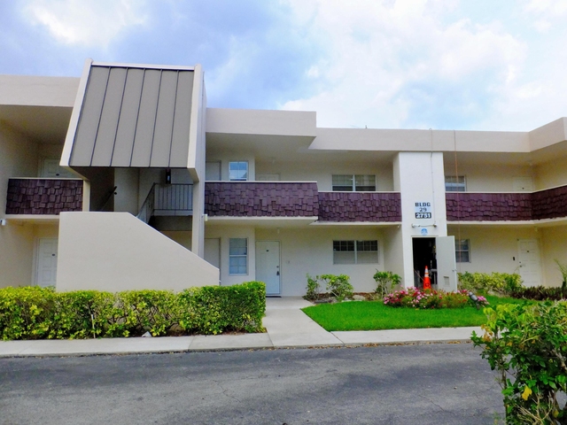 2751 S Palm Aire Drive - Photo 1